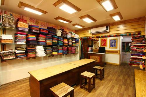 Interior Design Services Consultant Poshak10